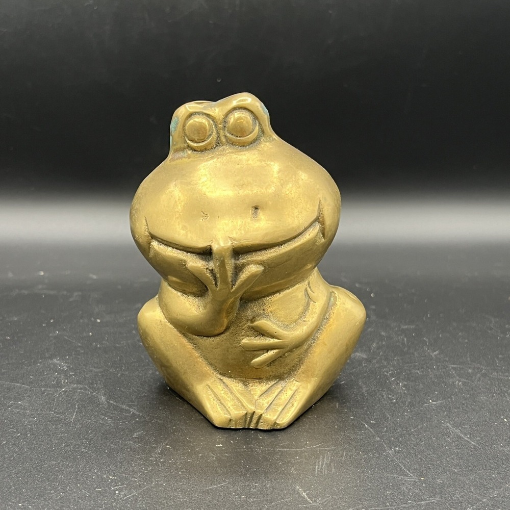 Shy Brass Frog Piggy Bank‎ Heavy 4" with Brass Closure 4"